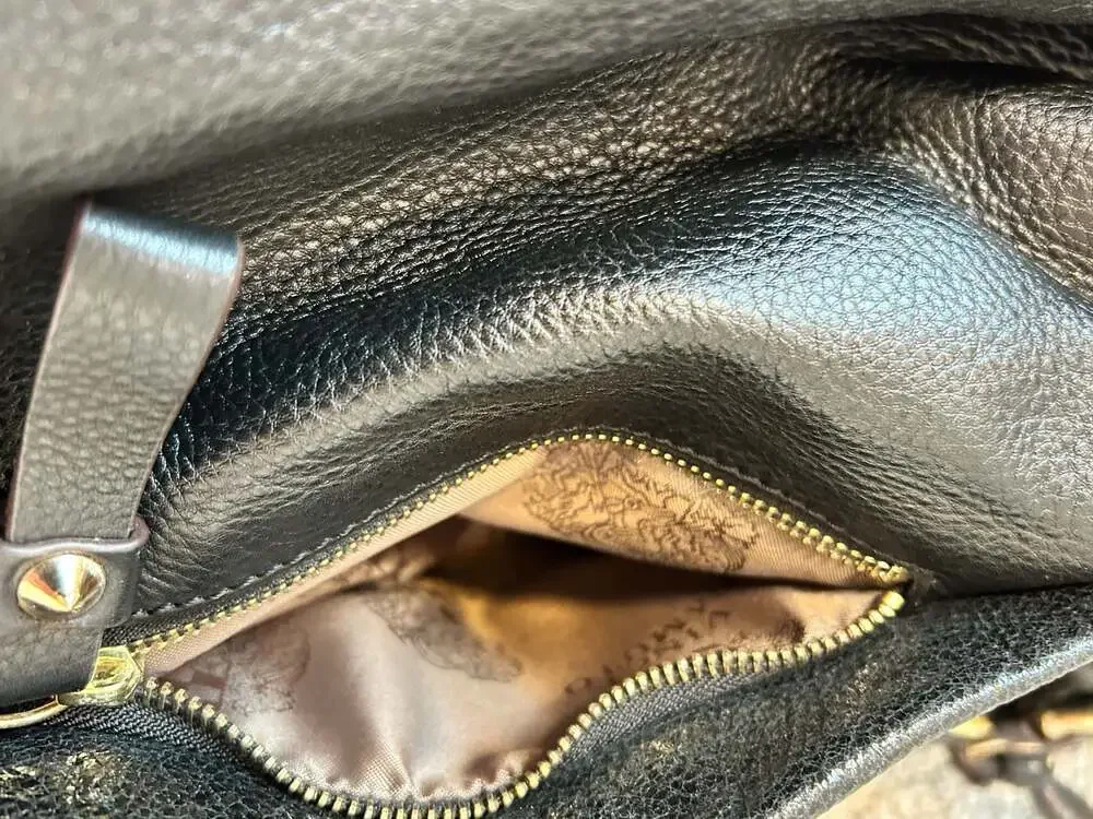 Vince Camuto Black Pebbled Leather Hobo Shoulder Bag with Gold-Tone Chain Link D